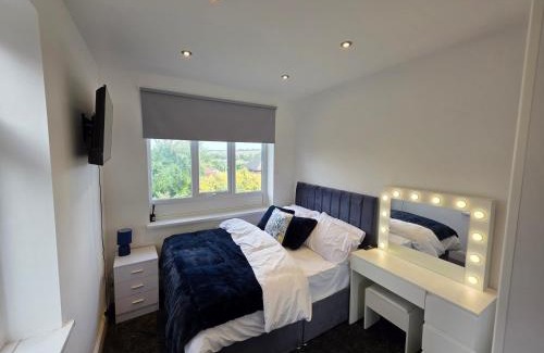 Woodthorpe House | Cozy Nottingham Retreat 4 Beds 7 guests