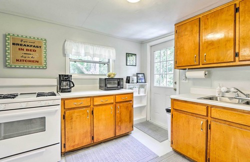O Brien House | Cozy O’Brien Home w/Fire Pit & Patio Near Rivers!