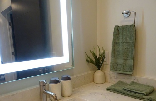 North Charlotte Condo | Cozy Oasis in NoDa: Near Uptown & Vibrant Dining
