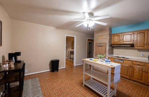 Bellemeade House | Cozy Oasis with 5Bed, Pool Table, Fire Pit, Lounge