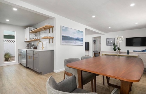 Nokomis Cottage | Cozy Old Florida Beach Cottage by the Sea