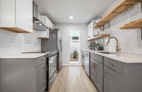 Nokomis Cottage | Cozy Old Florida Beach Cottage by the Sea