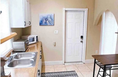 Parker Ridge House | Cozy on Lytle