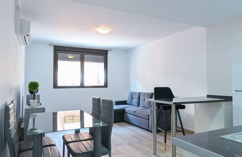 Prosperidad Apartment | Cozy one bedroom apartment in Chamartin