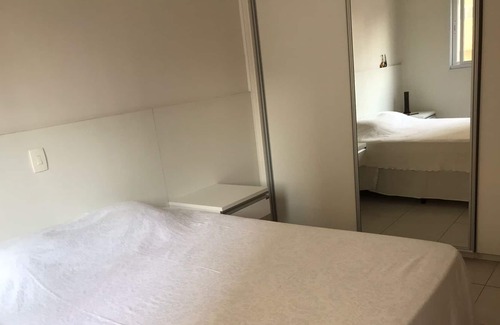 Gonzaga Apartment | Cozy one bedroom apartment in the Gonzaga neighborhood-3 blocks from the beach.