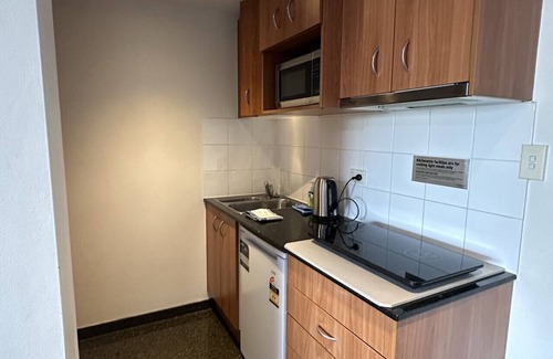 Parramatta Apartment | Cozy one bedroom in Parramatta Pool|Spa|Dine