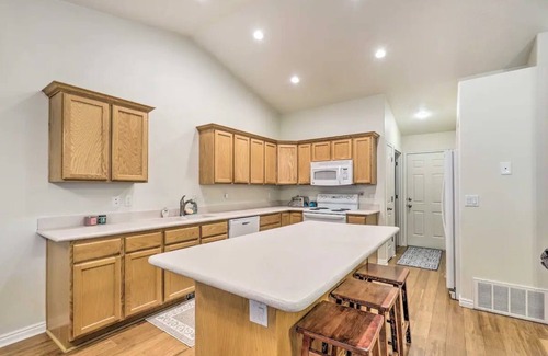 Bonneville House | Cozy Orem Gem - Perfect Location