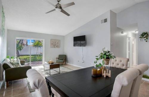 Orlando House | Cozy Orlando Stay With garden & Next to Disney Springs