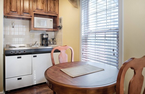 Williamsburg Resort | Cozy Patriots' Place 1BR/1BA Suite