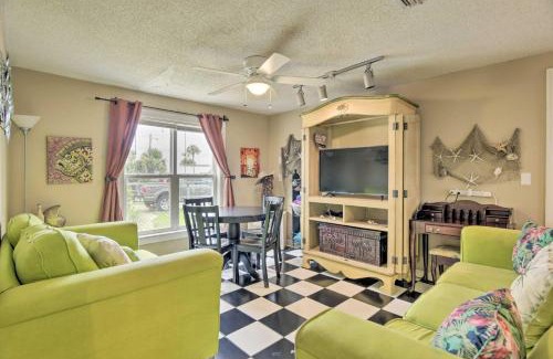 Laguna Beach House | Cozy PCB Cottage about 1 Block to Beach!
