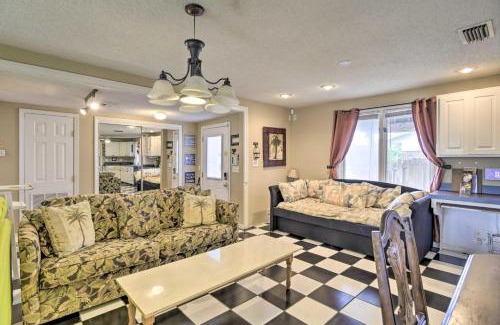 Laguna Beach House | Cozy PCB Cottage about 1 Block to Beach!