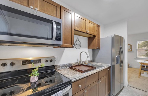 San Marco Apartment | Cozy & Peaceful Getaway in the Heart of San Marco