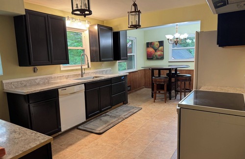 Mason House | cozy peaceful living in the heart of Mason