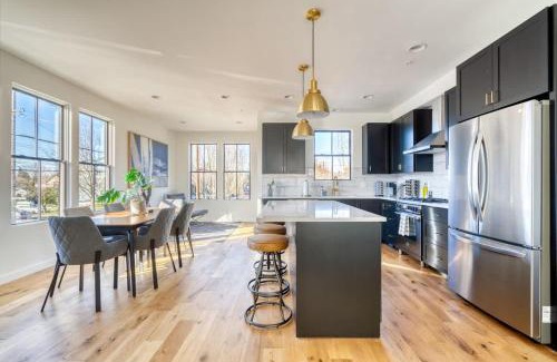 North Tabor House | Cozy Perfect Portland Escape - Chefs Kitchen