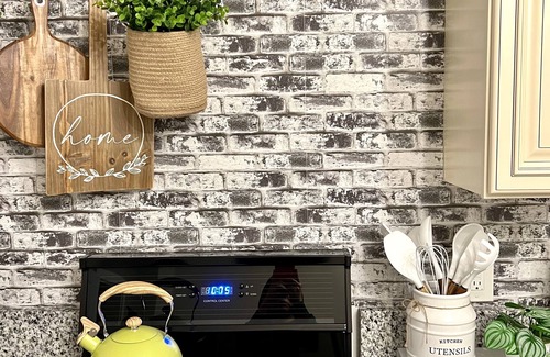 Villas Cottage | Cozy, Pet friendly Coastal Cottage with a private Hot Tub in Cape May county