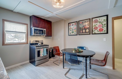 West Seventh House | Cozy Pet-Friendly Corner
