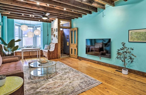 Spruce Hill House | Cozy Philadelphia Townhome: Walk to UPenn!