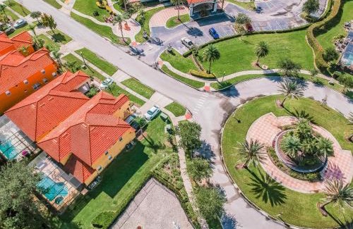 Bellavida House | Cozy Pool Townhouse near to Disney - Bella Vida