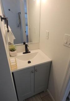 Calverton House | Cozy Private 1 bedroom