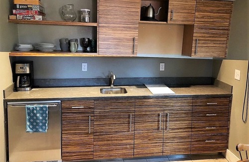 Newlands House | Cozy private basement apartment on North Boulder park