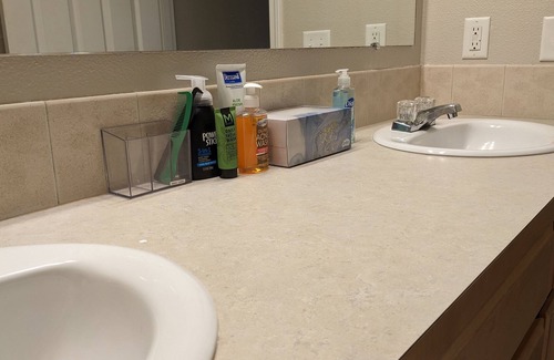 Hillsboro House | Cozy private bedroom near downtown Hillsboro