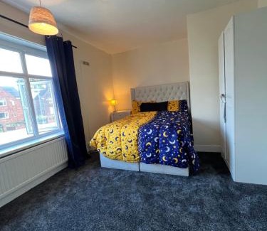 Hillsborough Bed & Breakfast | Cozy Private Blackout Room