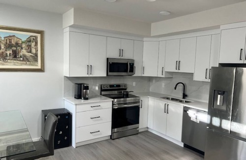 Division No. 11 House | Cozy Private Room in a Modern Legal Suite – Fort Saskatchewan