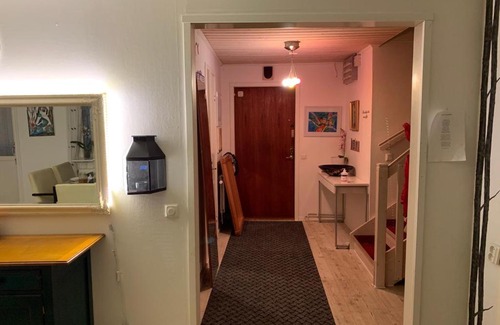Lulea House | Cozy private caravan on our lawn