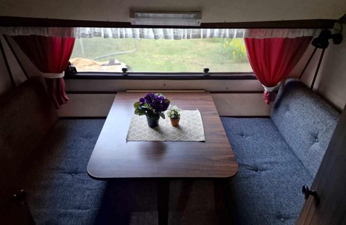 Lulea House | Cozy private caravan on our lawn