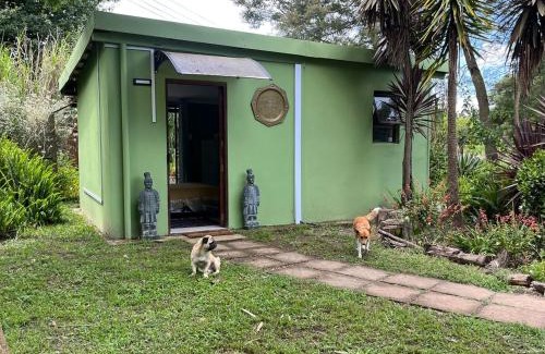 Storms River Ski Chalet | Cozy private cottage with garden views at Ferngrove