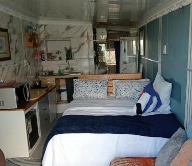 Mowbray Apartment | Cozy Private En Suite Studio