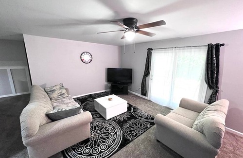 Oxford House | Cozy Private Home,5mins from Miami U