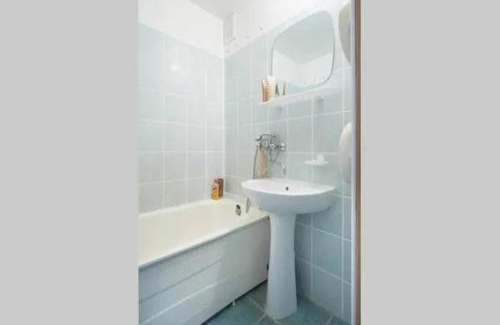 Vilnius city municipality House | Cozy private room in a three room apartment Free parking Feel like at home