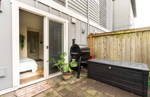 Fremont House | Cozy Private Studio Bed+Bath in Fremont, Seattle