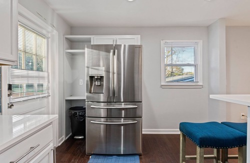 Atlanta House | “Cozy Private Suite Spacious Room + Bath + Living Area