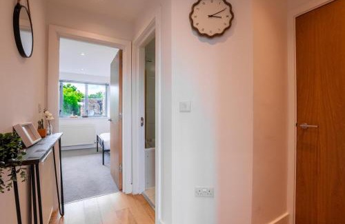 Ealing Apartment | Cozy property