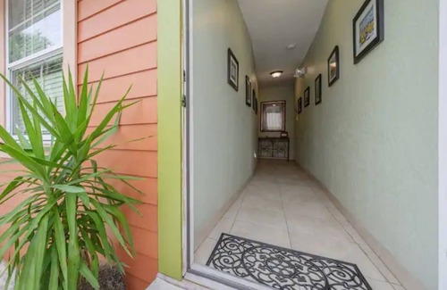 East Ybor Apartment | Cozy Quaint Ybor City Loft steps from 7th Ave.