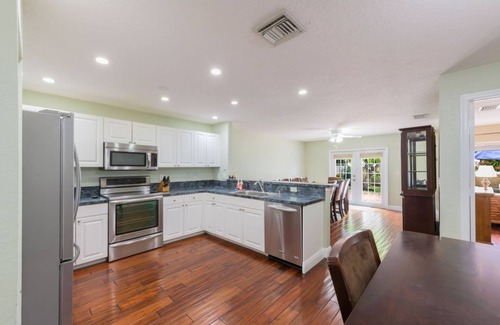 Delray Beach House | Cozy, Quiet 3 Bedroom Home near downtown Delray Beach. No Pets