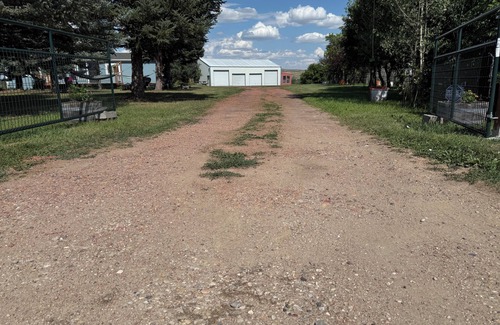 Sheridan House | Cozy, quiet, 3brm2bath2acres. Dog frndly with fee