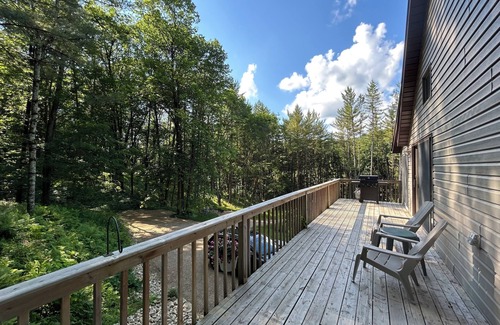Ontario House | Cozy, quiet Cabin near Kickapoo River & Wildcat Mountain. Perfect for fisherman.