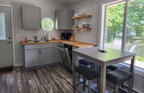Ottertail Cabin | Cozy, Quiet Cabin on the Lake