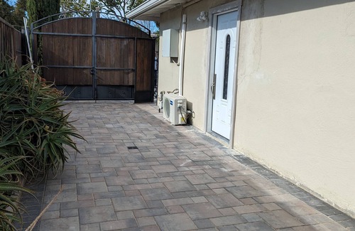 Hathaway Apartment | Cozy Remodeled Studio with Patio in San Jose