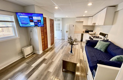 Old Orchard Beach Apartment | Cozy renovated studio. Pet friendly