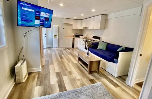 Old Orchard Beach Apartment | Cozy renovated studio. Pet friendly