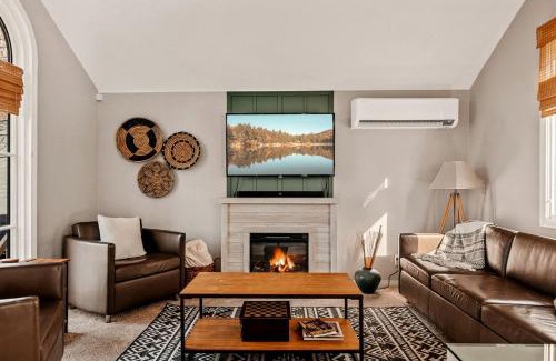 Green Valley Lake House | Cozy Renovated Cabin Beautifully Design with Private Deck in California