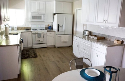 Mission Viejo House | Cozy Respite with New Kitchen and Great Open View