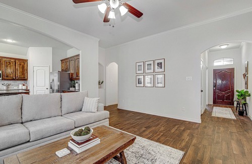 Fort Worth House | Cozy Retreat at 309 Prince John Drive in Saginaw
