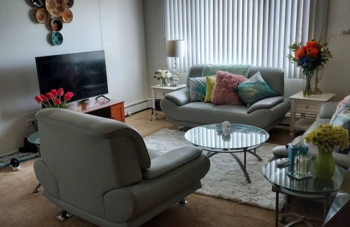 Hanover Park Apartment | Cozy retreat in a two bedroom apartment