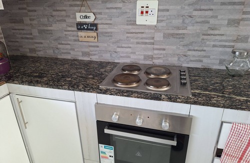 Lusaka Apartment | Cozy retreat near 7070 High way with easy access to major attractions in Lusaka.