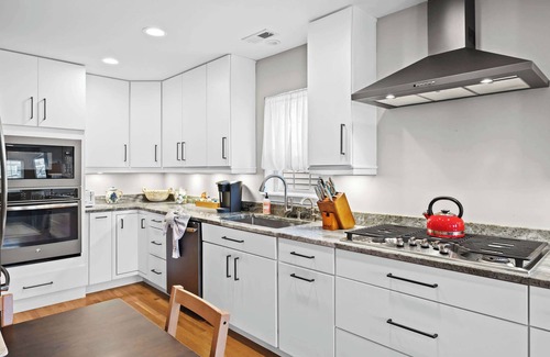 Paristown Pointe House | Cozy Retreat Near Downtown Lou and Attractions
